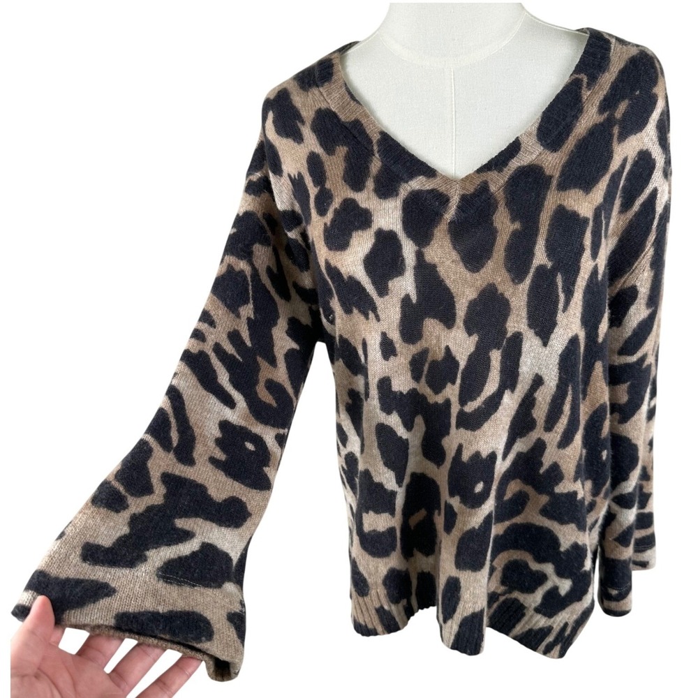 Skull Cashmere Sweater Women S Brown Carson Leopard V-Neck Mob Wife Quiet Luxury
